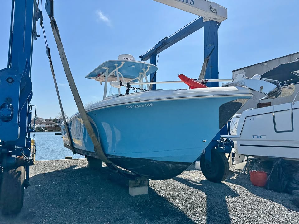 2022 Sailfish 242 CC for sale in Seaford, NY