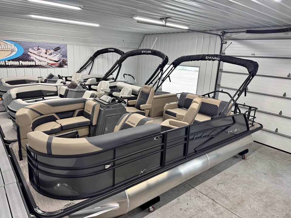 2027 Sylvan Mirage X pontoon for sale in West Bend, WI