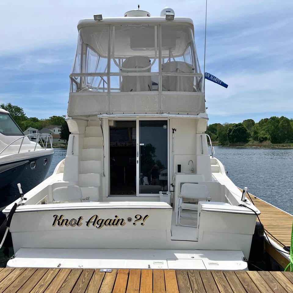 2005 Silverton Convertible/Sedan for sale in Johnston, RI