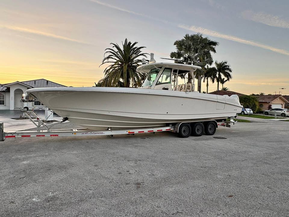 2021 Boston Whaler 350 Outrage for sale in Miami, FL