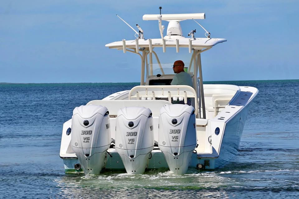 2006 Jupiter 38 for sale in Key Largo, FL