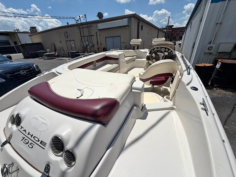 Tahoe 195 Deck Boat for sale in Charlotte, NC
