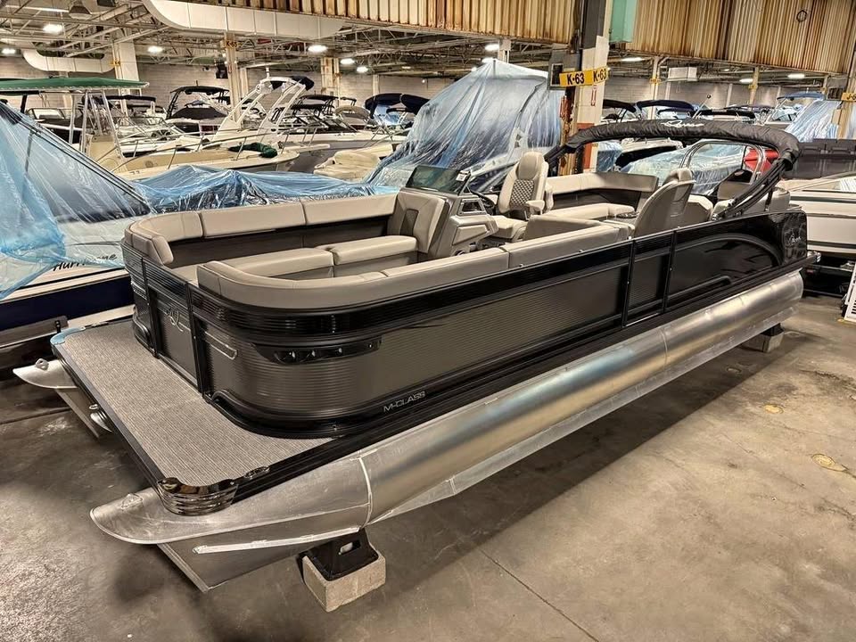 2023 Qwest Pontoons 8524 M-Class RLS Triple Tube RTZ for sale in Canandaigua, NY