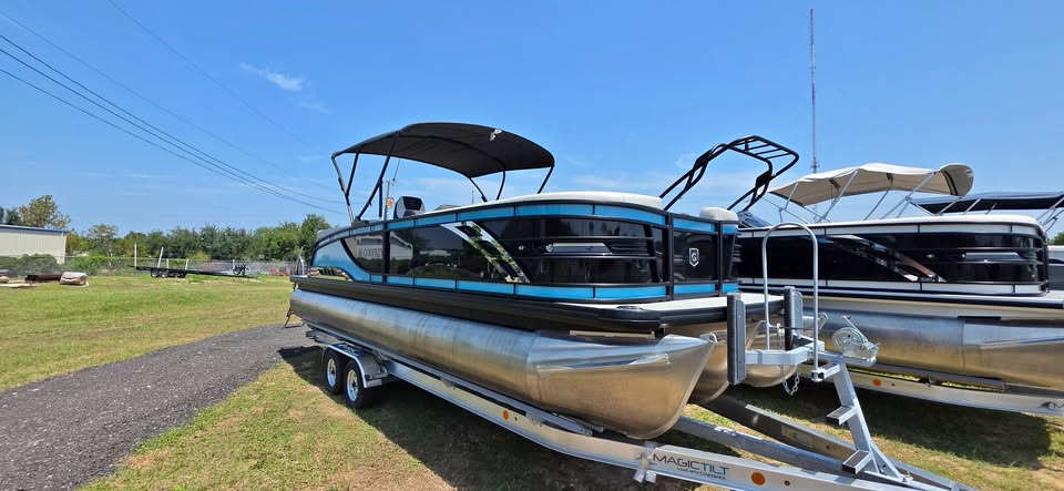 2024 SANPAN 2500ULC for sale in Gulf Breeze, FL