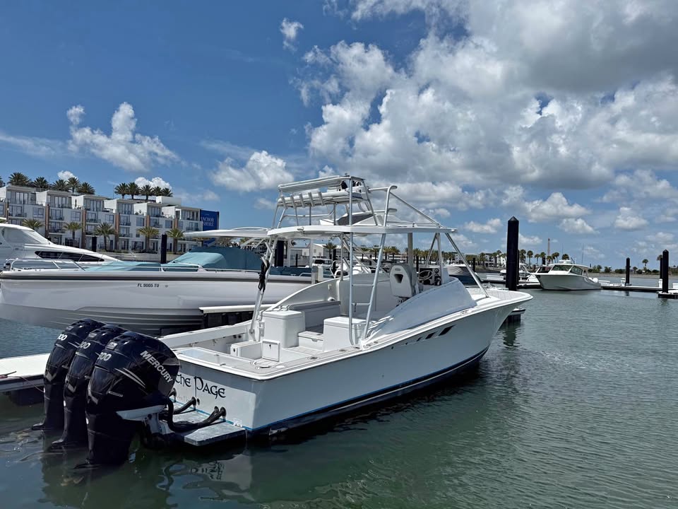 1995 35 Luhrs for sale in Tampa, FL