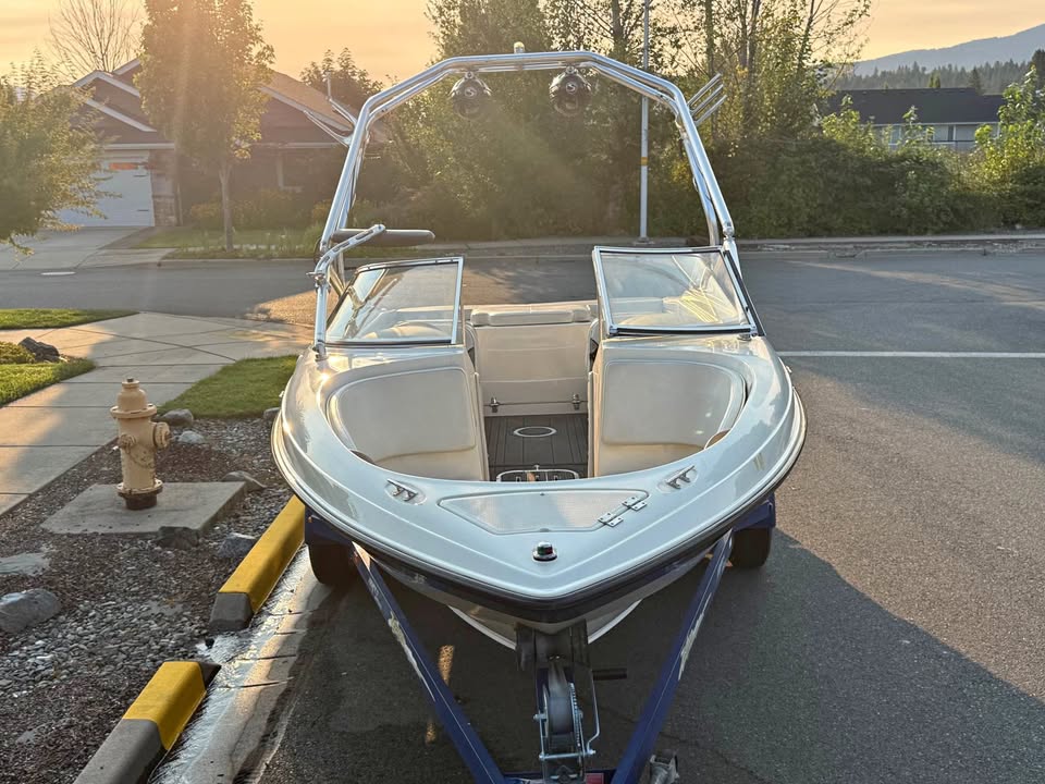 Seaswirl Bowrider Boat for sale in Grants Pass, OR