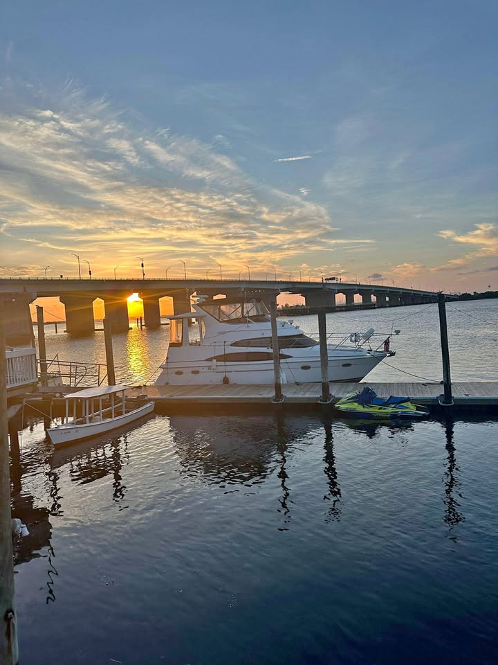 2000 Carver 396 for sale in Brooklyn, NY