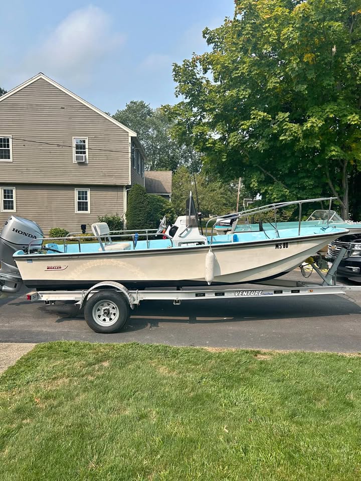 1965 Boston Whaler 17 foot Classic for sale in Maynard, MA