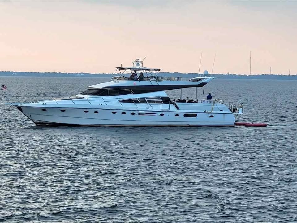 1993 Johnson Motor Yacht & dinghy 72' for sale in Tampa, FL