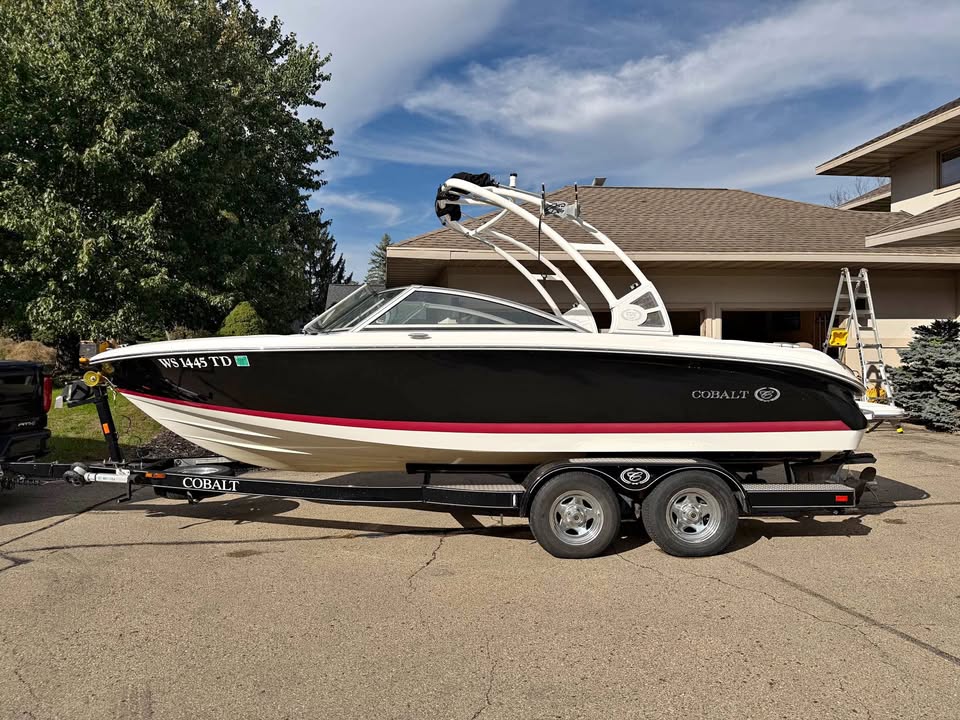 2014 Cobalt 220 for sale in Princeton, WI