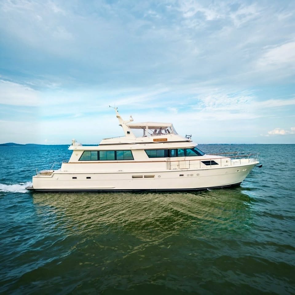 1989 Hatteras 74 Cockpit Motor Yacht for sale in Seabrook, TX