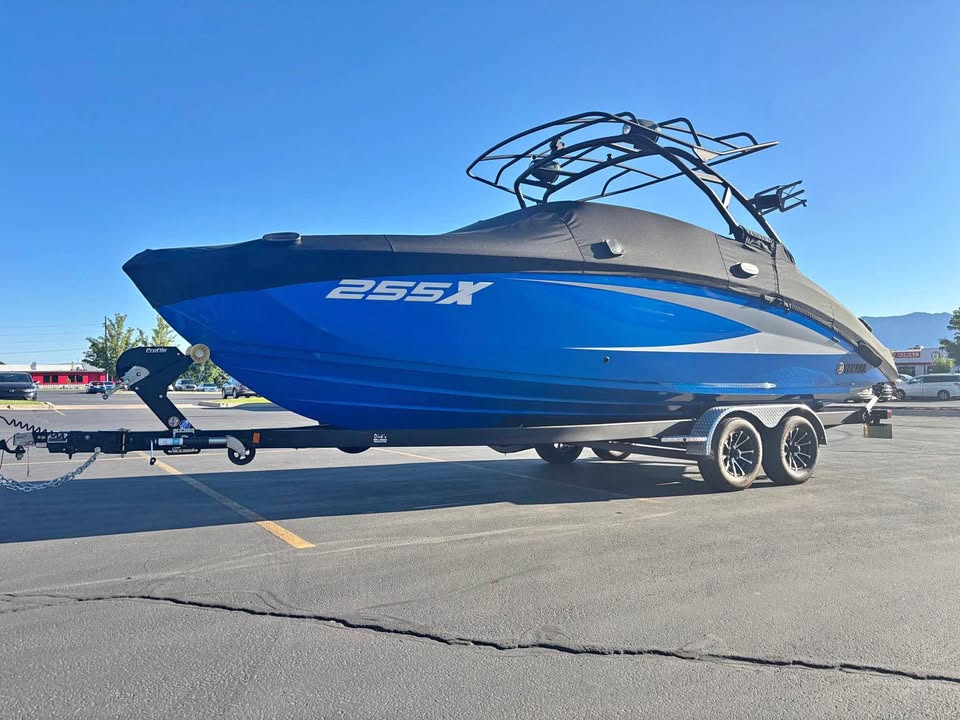 2025 Yamaha 255xd for sale in San Fernando, CA