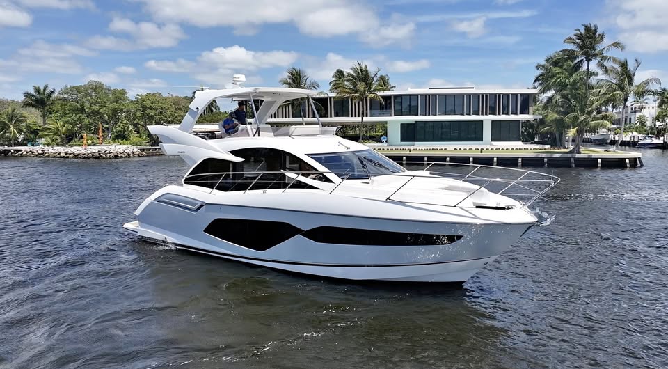 2017 Sunseeker 52 Manhattan for sale in Fort Lauderdale, FL