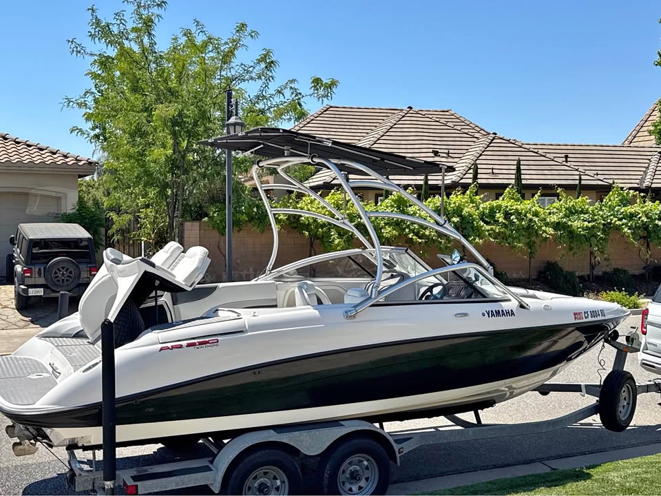 2005 Yamaha Twin Engine AR230 HO for sale in Fresno, CA