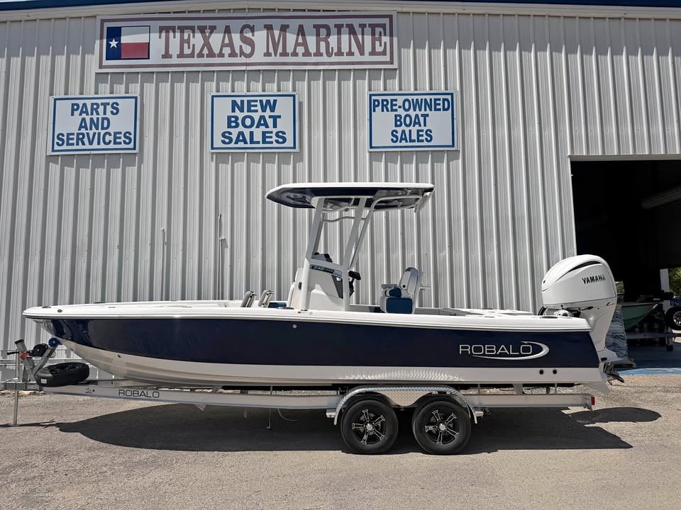 2027 Robalo 246 Cayman for sale in Conroe, TX