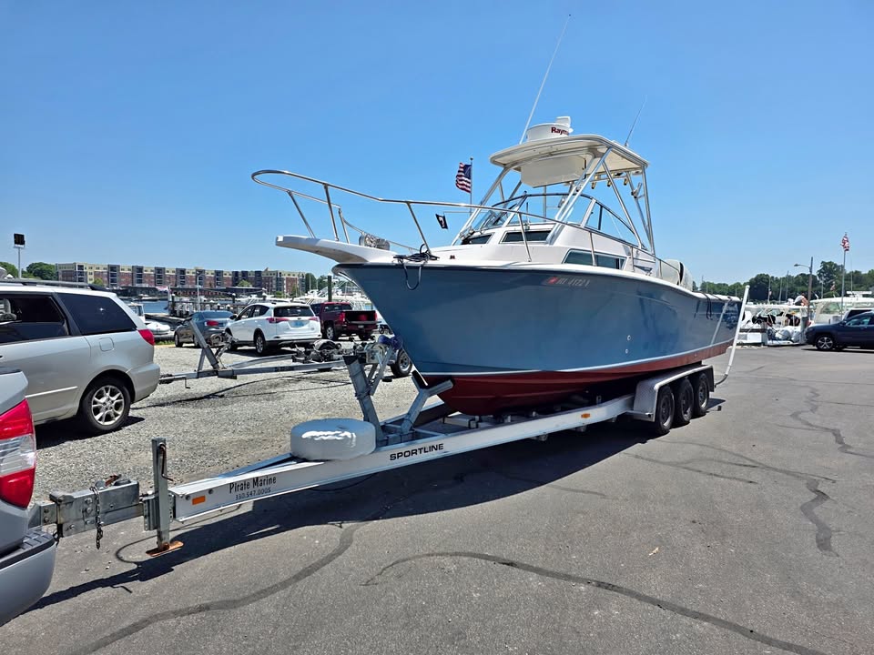 1997 Grady White Islander 26.8 with 2021 Suzuki DF300AP for sale in Warren, RI