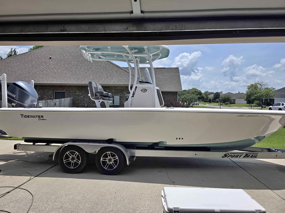 2020 Tidewater 2500 Caroline Bay Boat with trailer for sale in Daphne, AL