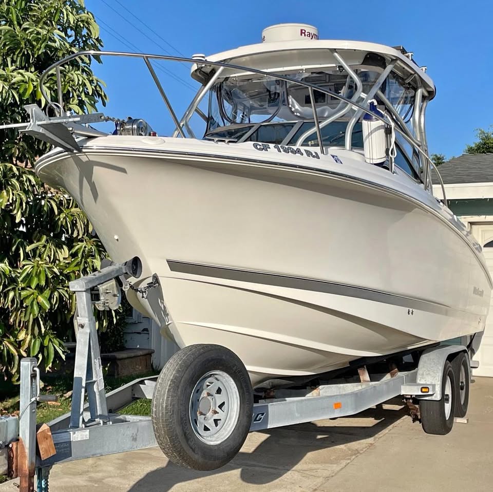 2006 Wellcraft 252 low 258 hours for sale in Huntington Beach, CA