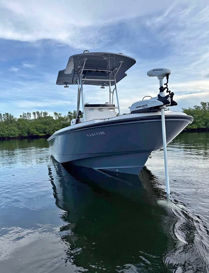 2003 Boston Whaler 19 Nantucket for sale in Hollywood, FL
