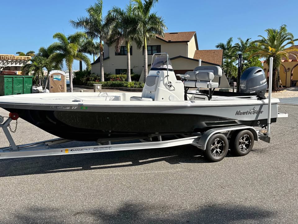 2022 Nautic Star 21XTS for sale in Apollo Beach, FL