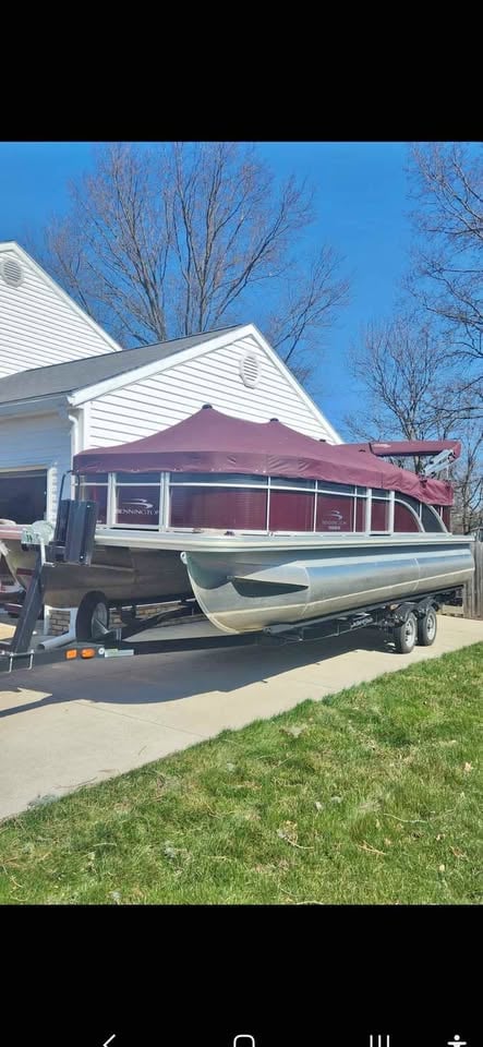 Bennington 22SSRXP Premium Boat for sale in Uniontown, OH