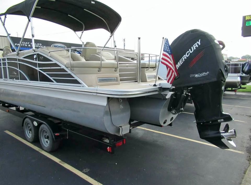 2013 Bennington 2575RCW Tritoon for sale in Hulbert, OK