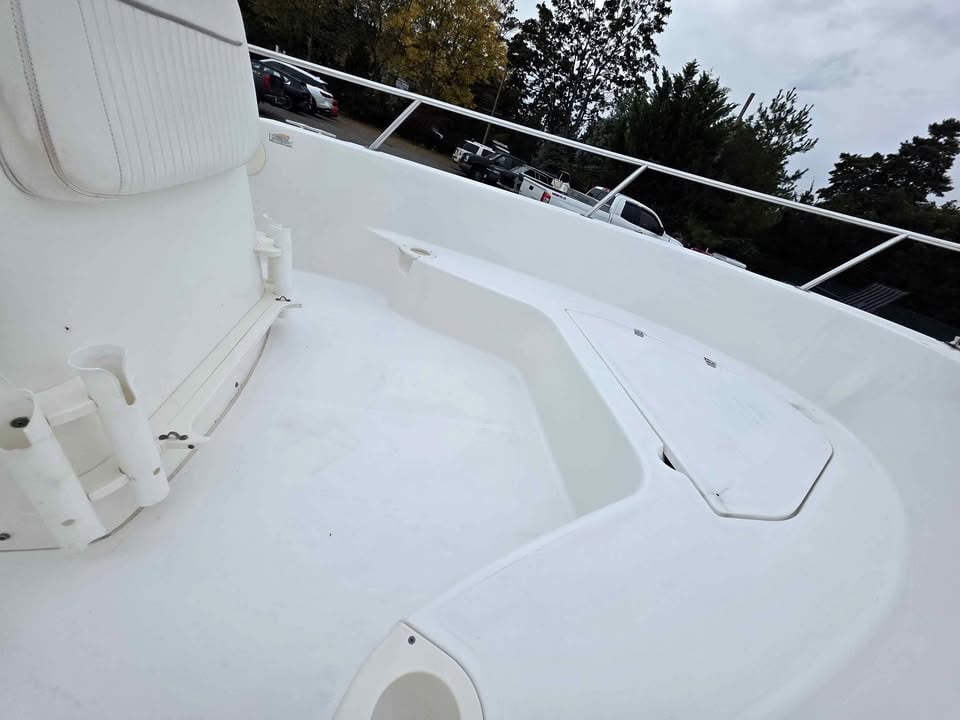 2004 Boston Whaler 190 Nantucket 2020 150 F/S <---Read Details---> for sale in West Islip, NY
