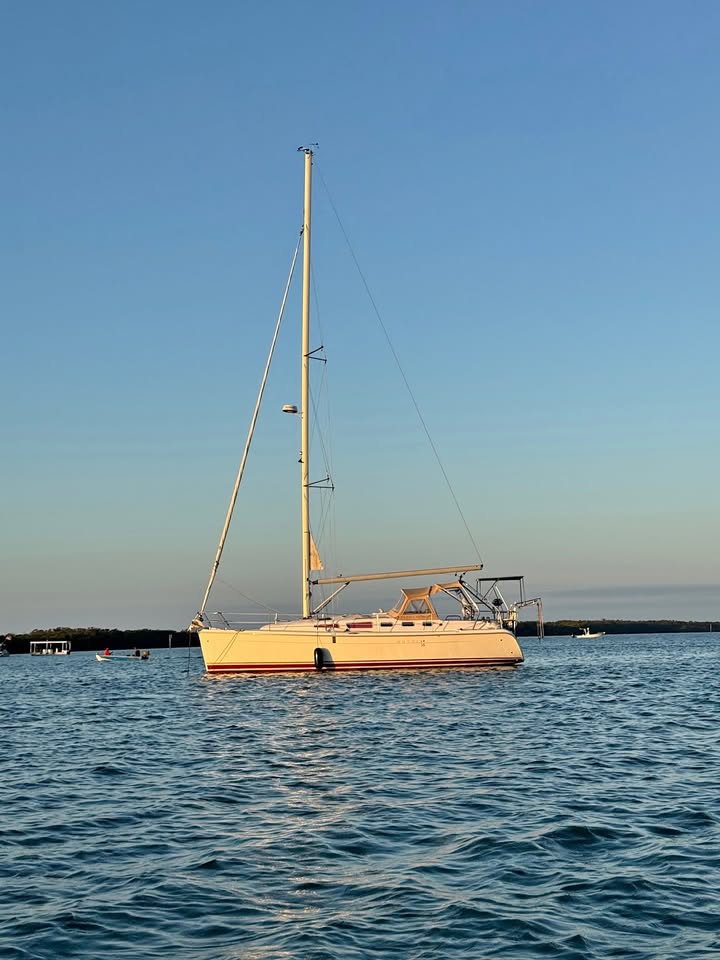 2005 Hunter 38 for sale in Lithia, FL