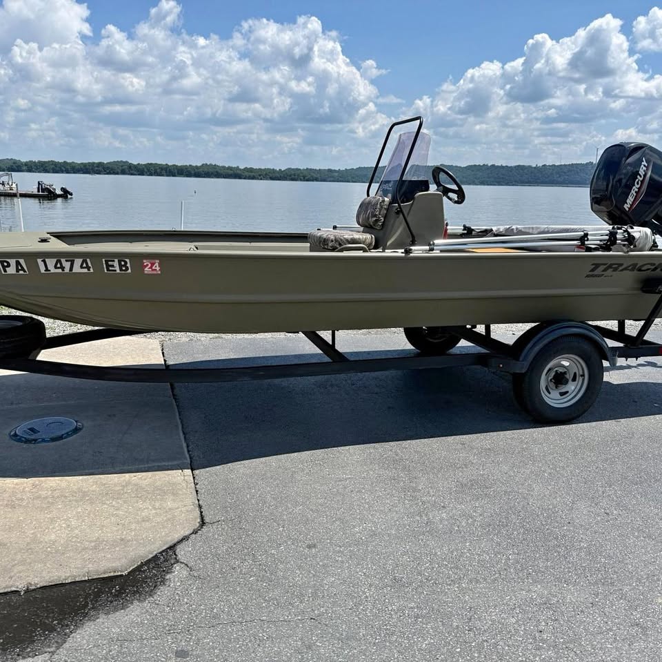 2022 Tracker 1860 CC for sale in Wrightsville, PA