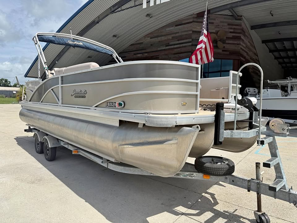 2014 Godfrey sweetwater premium coastal edition 240 tritoon for sale in New Orleans, LA