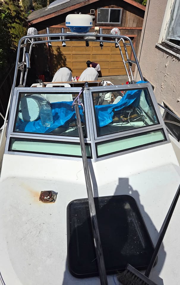 1987 Pursuit 2550 w/ Twin 150 HP Evinrude E-TECs & 2016 Trailer! for sale in Berkeley, CA