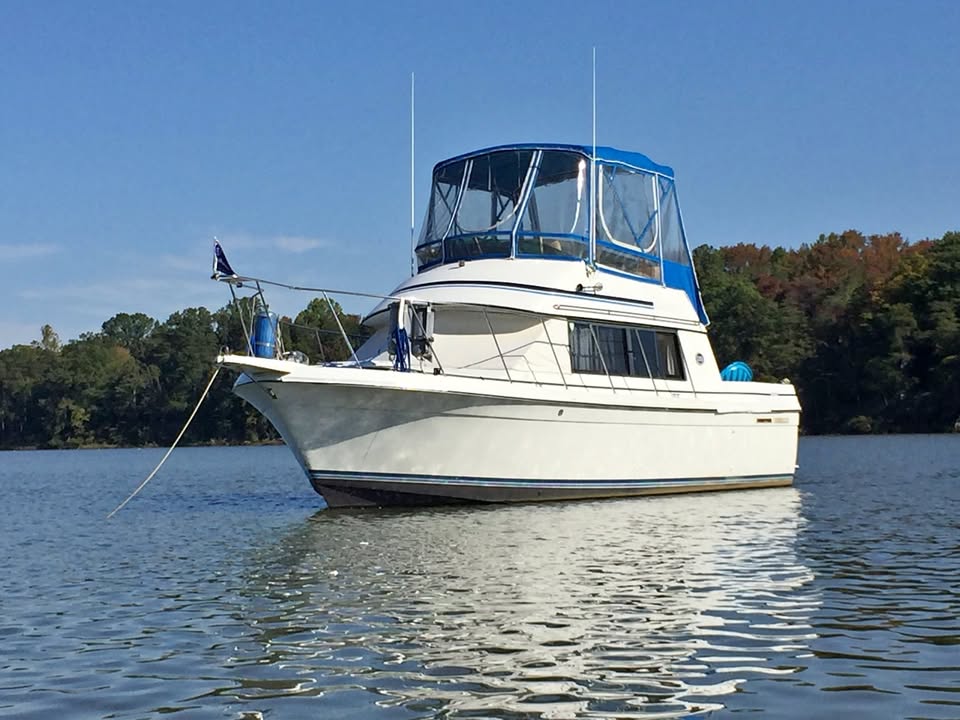 1989 Carver Mariner - 28 - Flybridge for sale in Stafford, VA