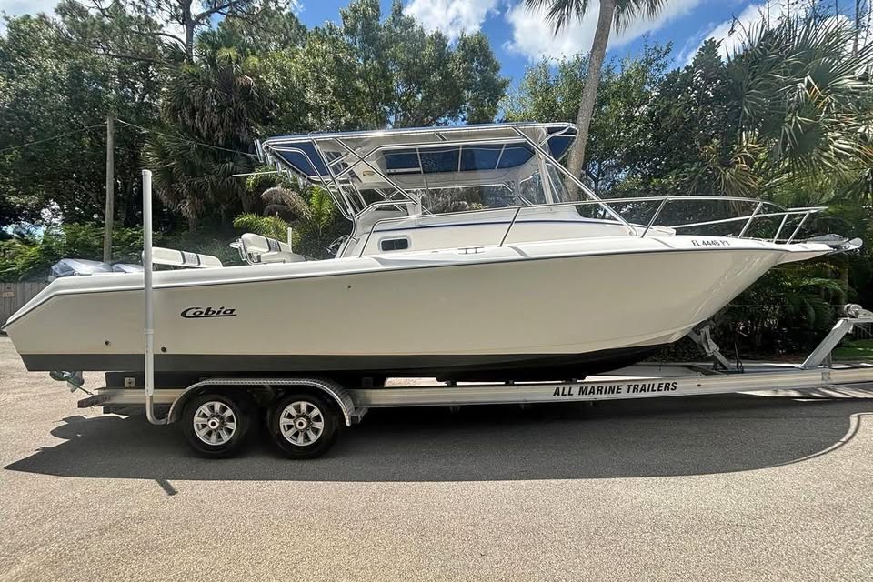 2003 Cobia 312 Sport Cabin – LOW HOURS for sale in Miami, FL