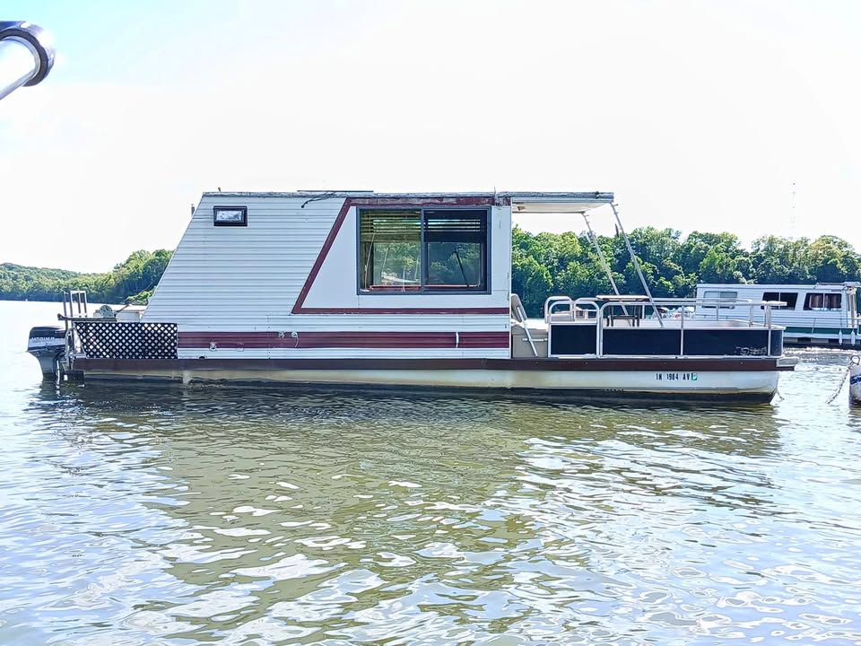 1991 Aqua Cruiser catamaran style pontoon for sale in Markleville, IN