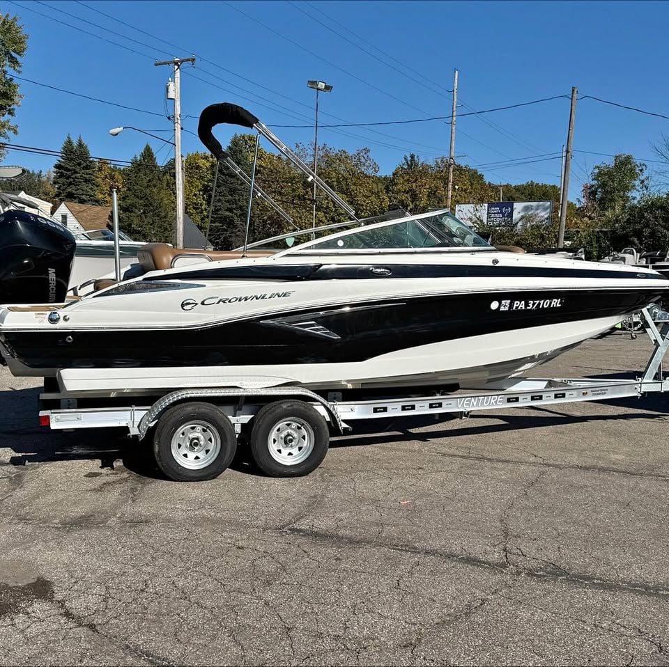 2023 21' Crownline Eclipse E215 XS - #3022 for sale in Lorain, OH