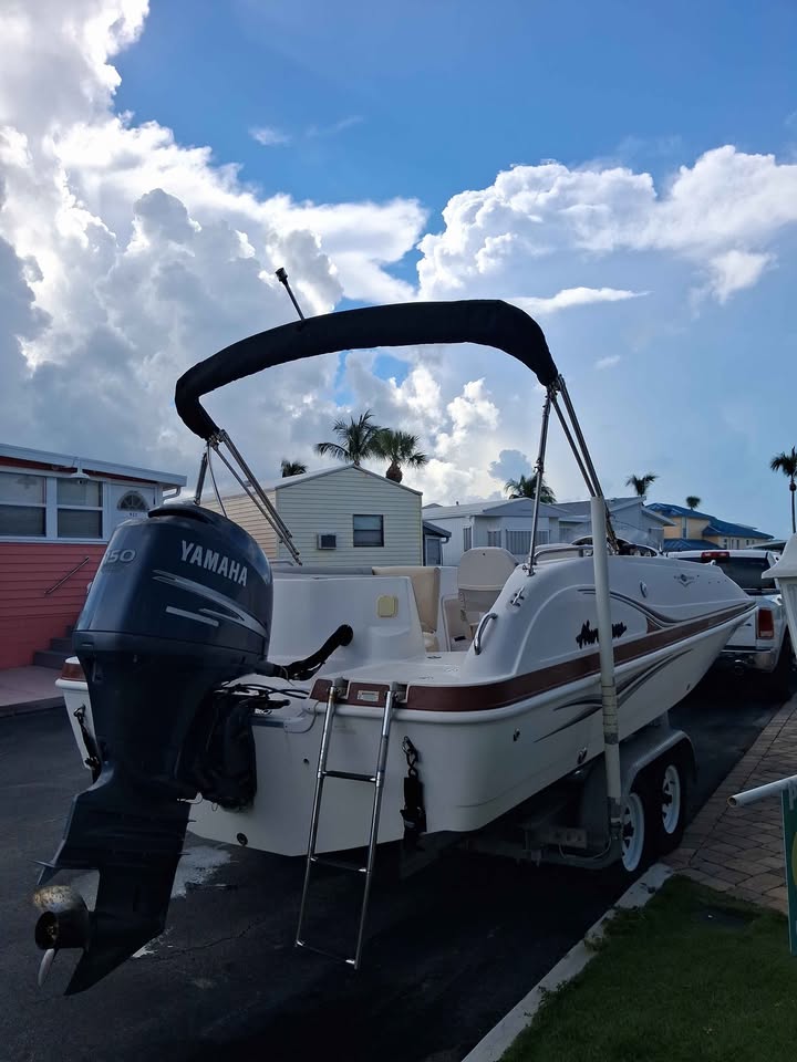 2005 Hurricane fun deck gs202 for sale in Jensen Beach, FL