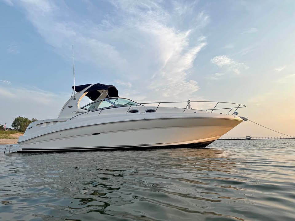 2003 Sea Ray 320 sundancer 6.2l v-drives, gen, bow thruster, and new canvas for sale in St Joseph, MI
