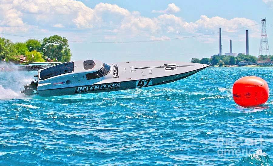 1998 Phantom 30 canopy race boat for sale in Port Republic, MD