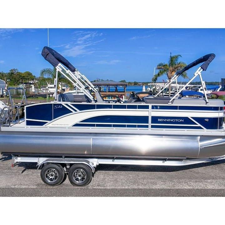 2027 Bennington 22 S SWINGBACK for sale in St Johns, FL