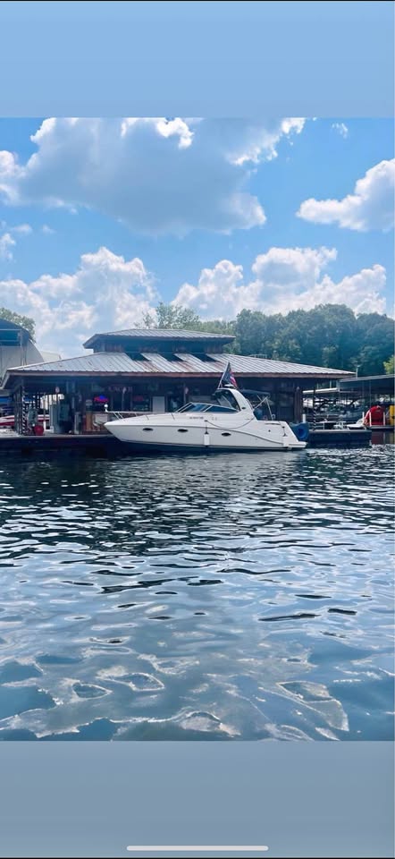 Rinker Express Cruiser Boat for sale in Collinsville, OK