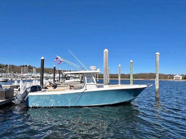 32ft Center Console Twin Yamaha 300hp 670 Hours for sale in Danvers, MA
