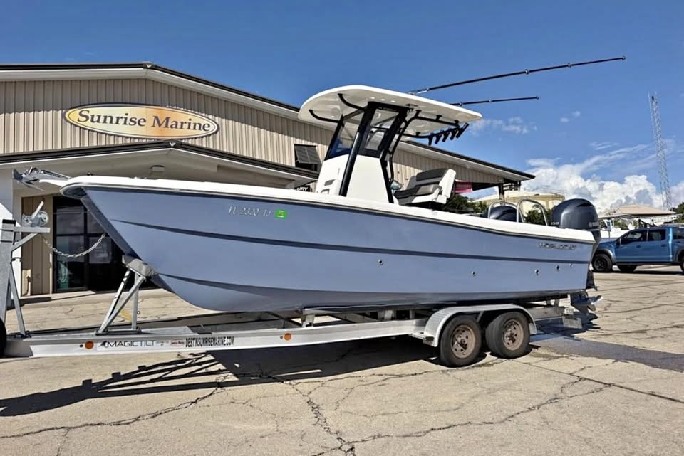 2023 World Cat 235 CC for sale in Miami, FL