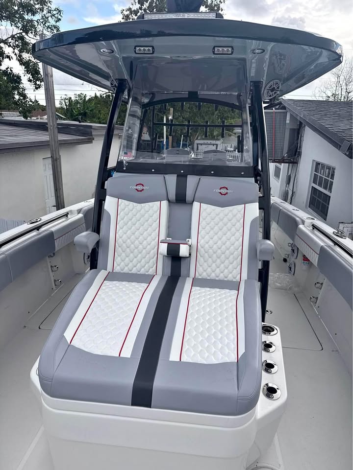 2023 Fountain 34 TE Center Console Boat with Triple 300 Engines for sale in Hialeah, FL