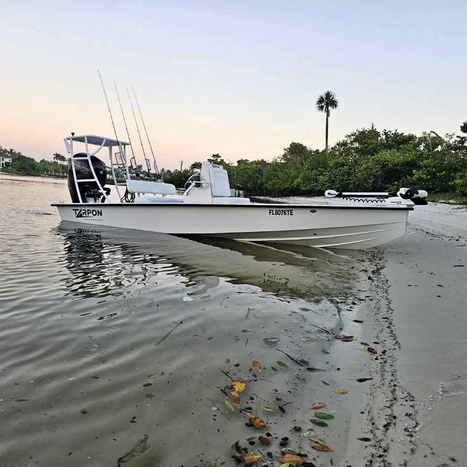 2022 19 Tarpon bay CC center console flats boat for sale in Fort Lauderdale, FL