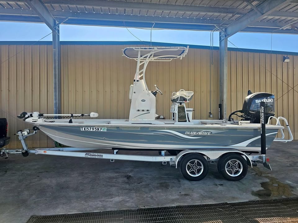 2022 Blue Wave 2200 stl for sale in Seguin, TX
