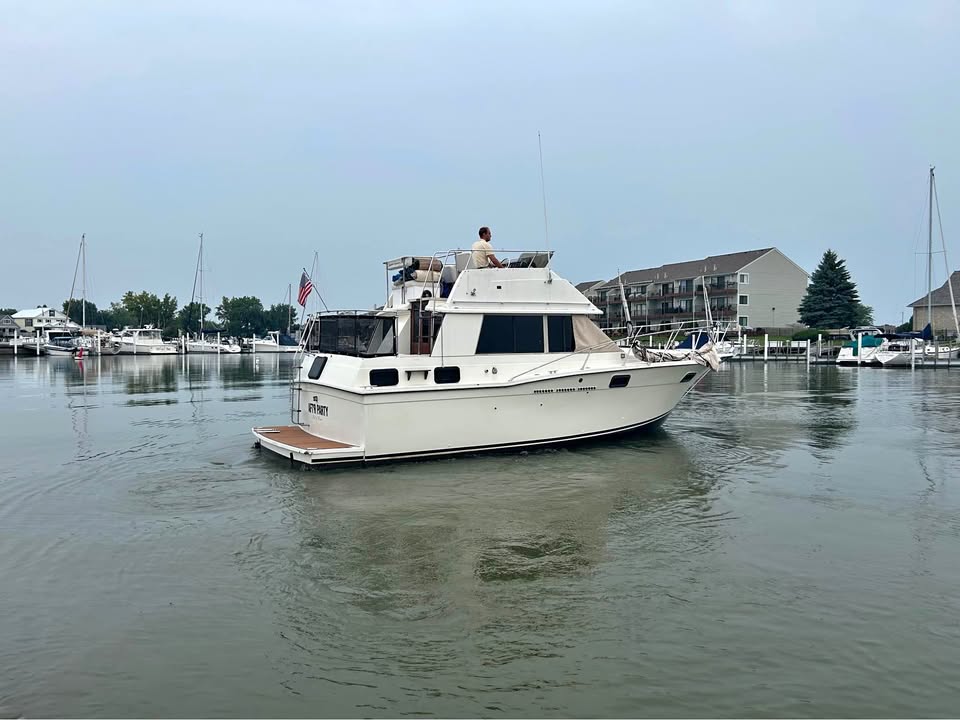 1982 Carver 300 Aft Cabin for sale in Lakeside-Marblehead, OH