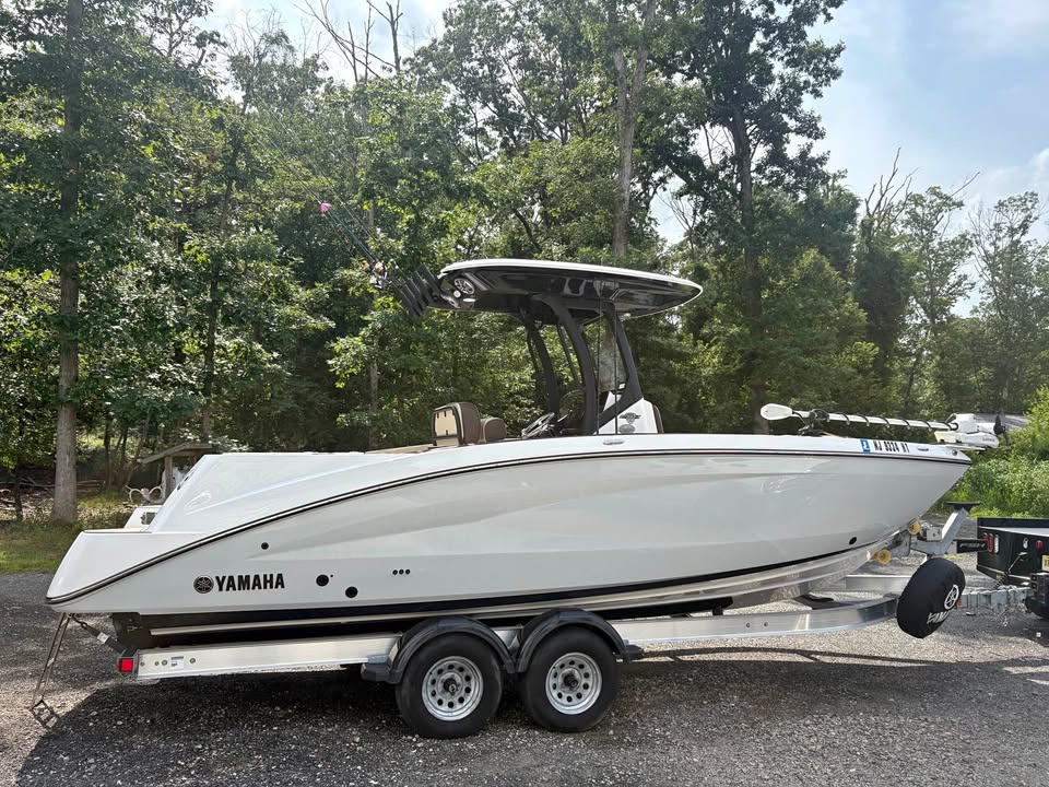 2024 Yamaha FSH 255 E Center Console Jet Boat for sale in Newfield, NJ