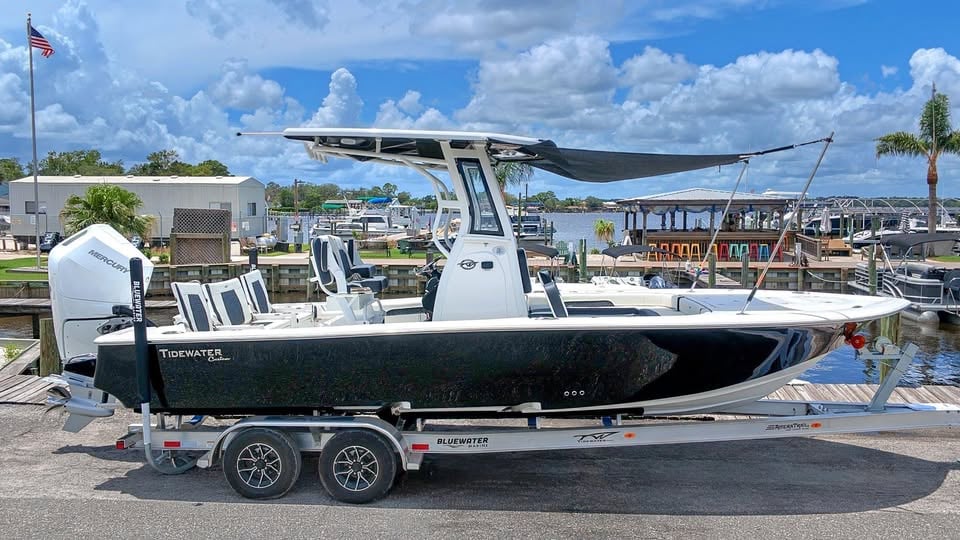 2027 Tidewater 2500 Carolina Bay for sale in Jacksonville, FL