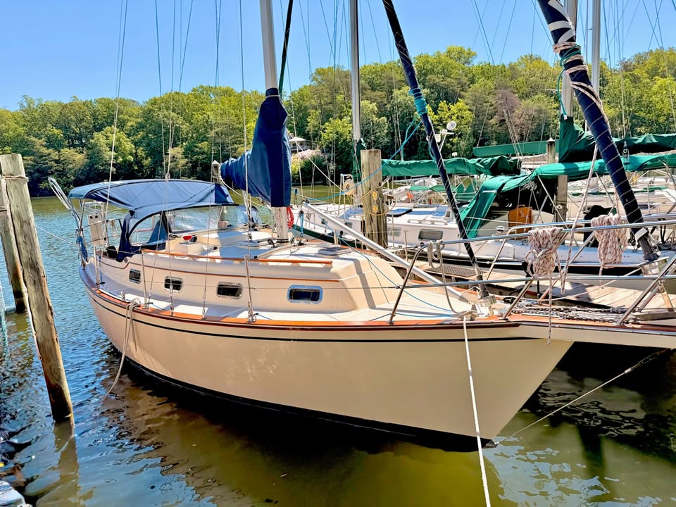 Island Packet 29 for sale in Deltaville, VA