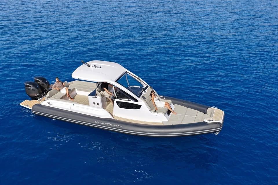 2027 Ranieri Cayman 41 Hard Top for sale in Miami, FL